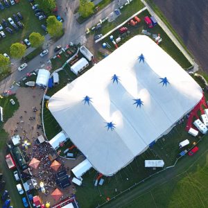 Palastzelt mit 6 Masten, Ansicht zentral von oben